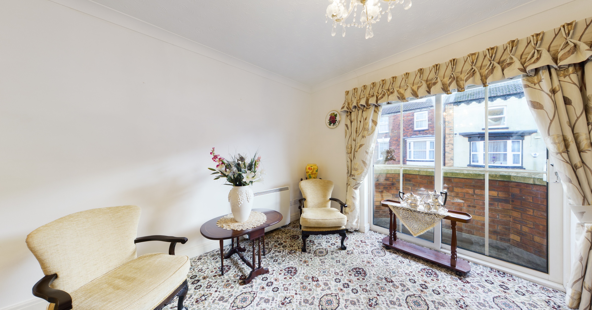 71 Mariners Court, West Street