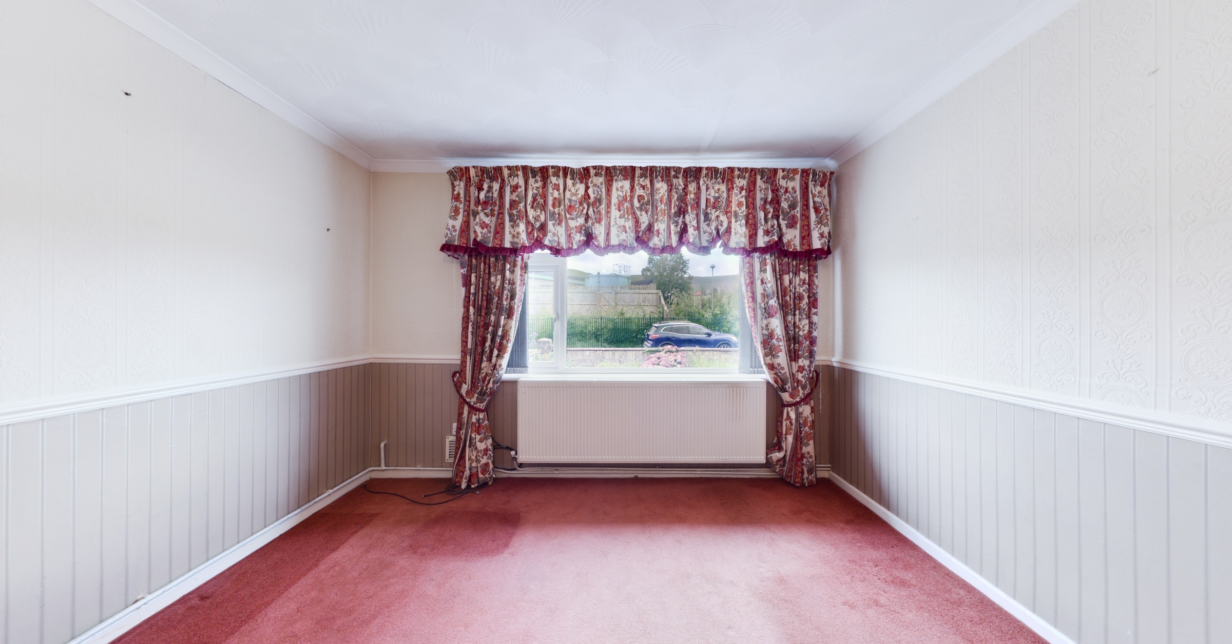 Longfield court Hirwauun