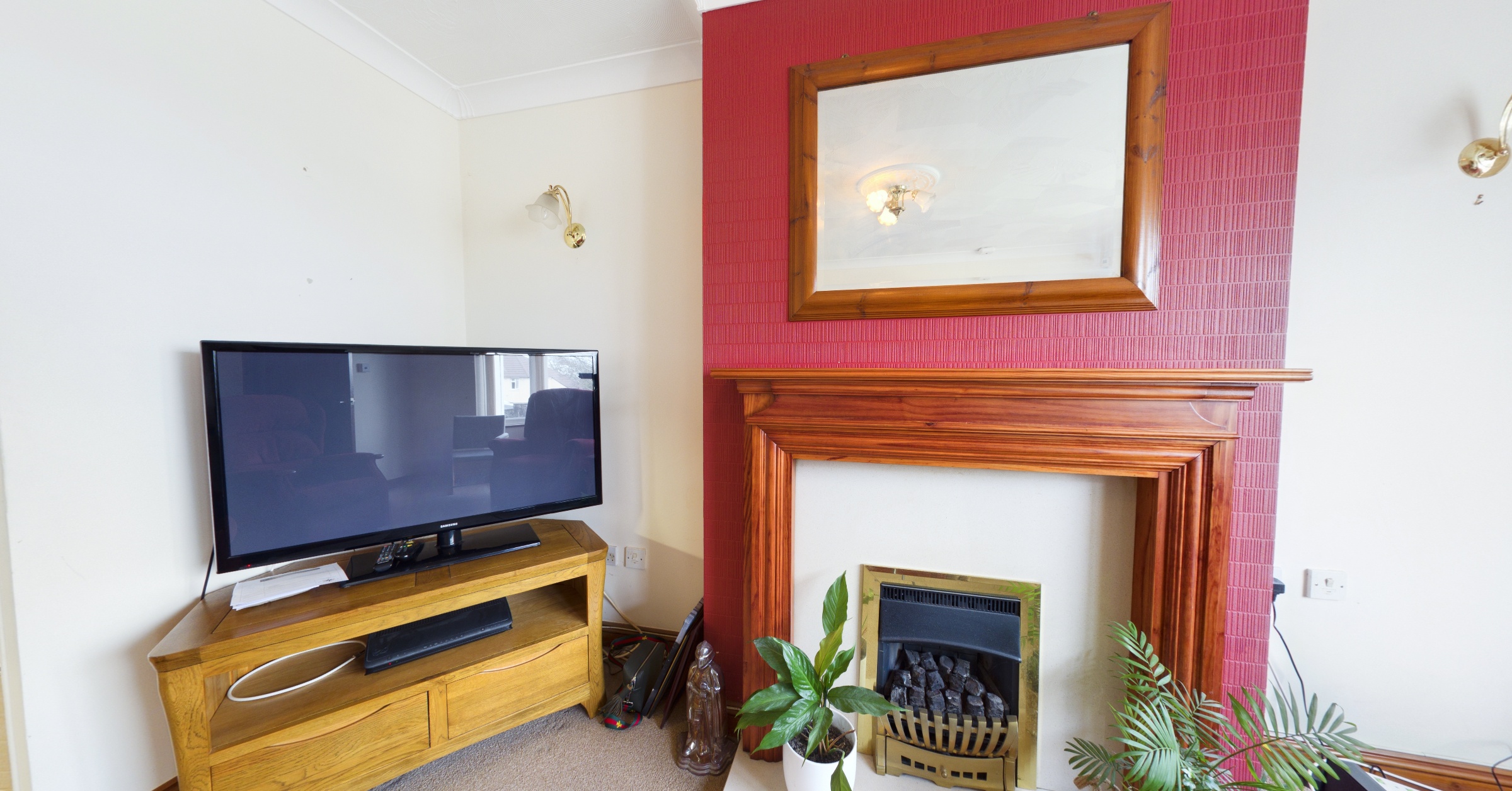 16 Aylesbury Crescent