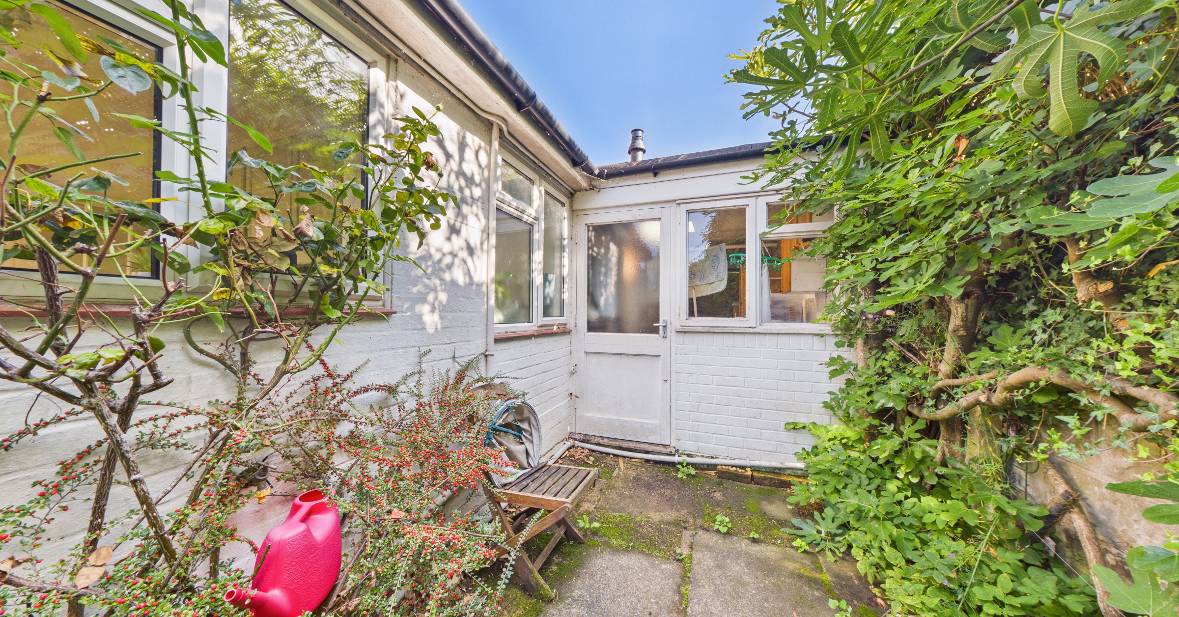 1 Ringley Road