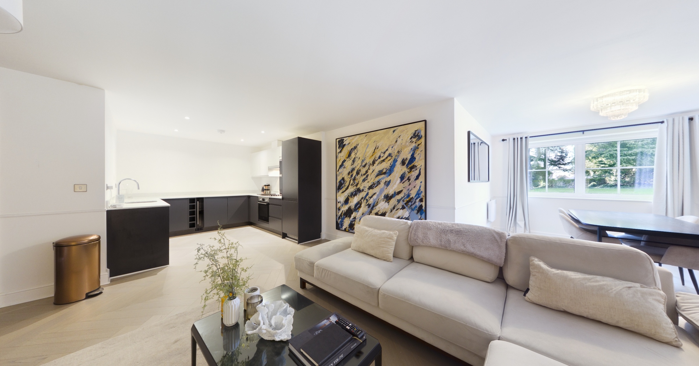 9 The Residence
