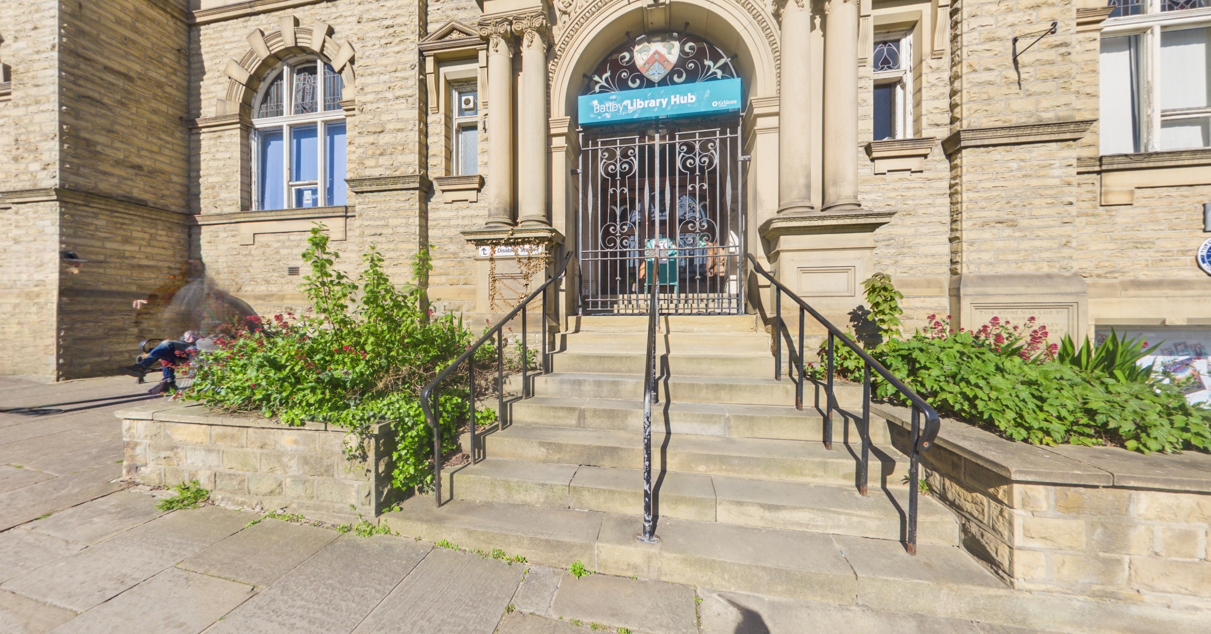 Kirklees - Batley Library