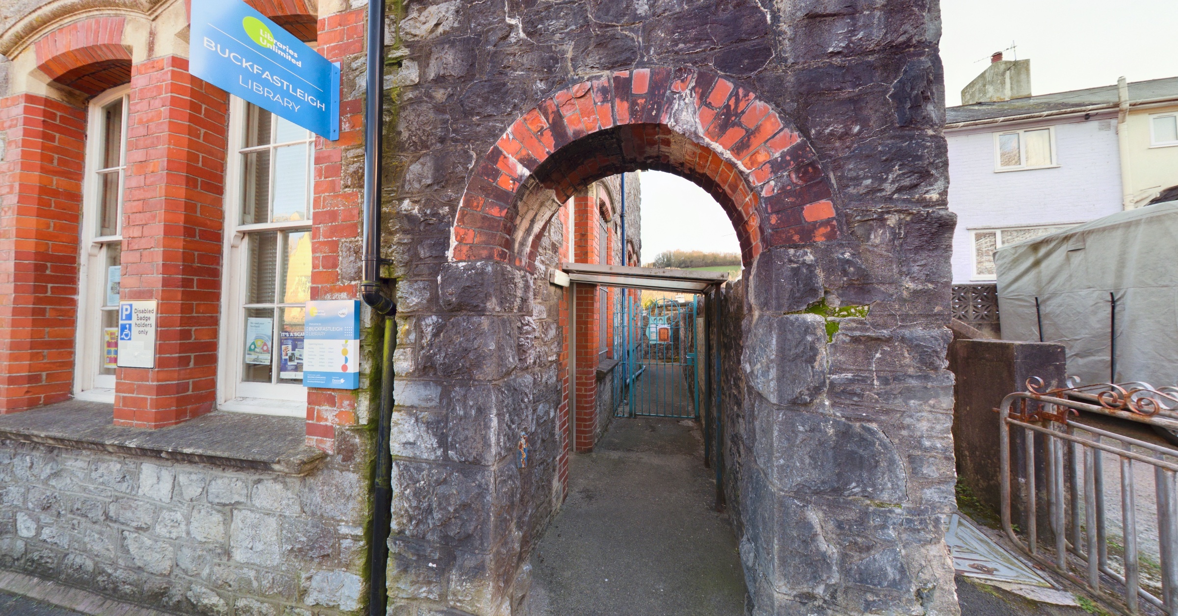 Libraries Unlimited - Buckfastleigh