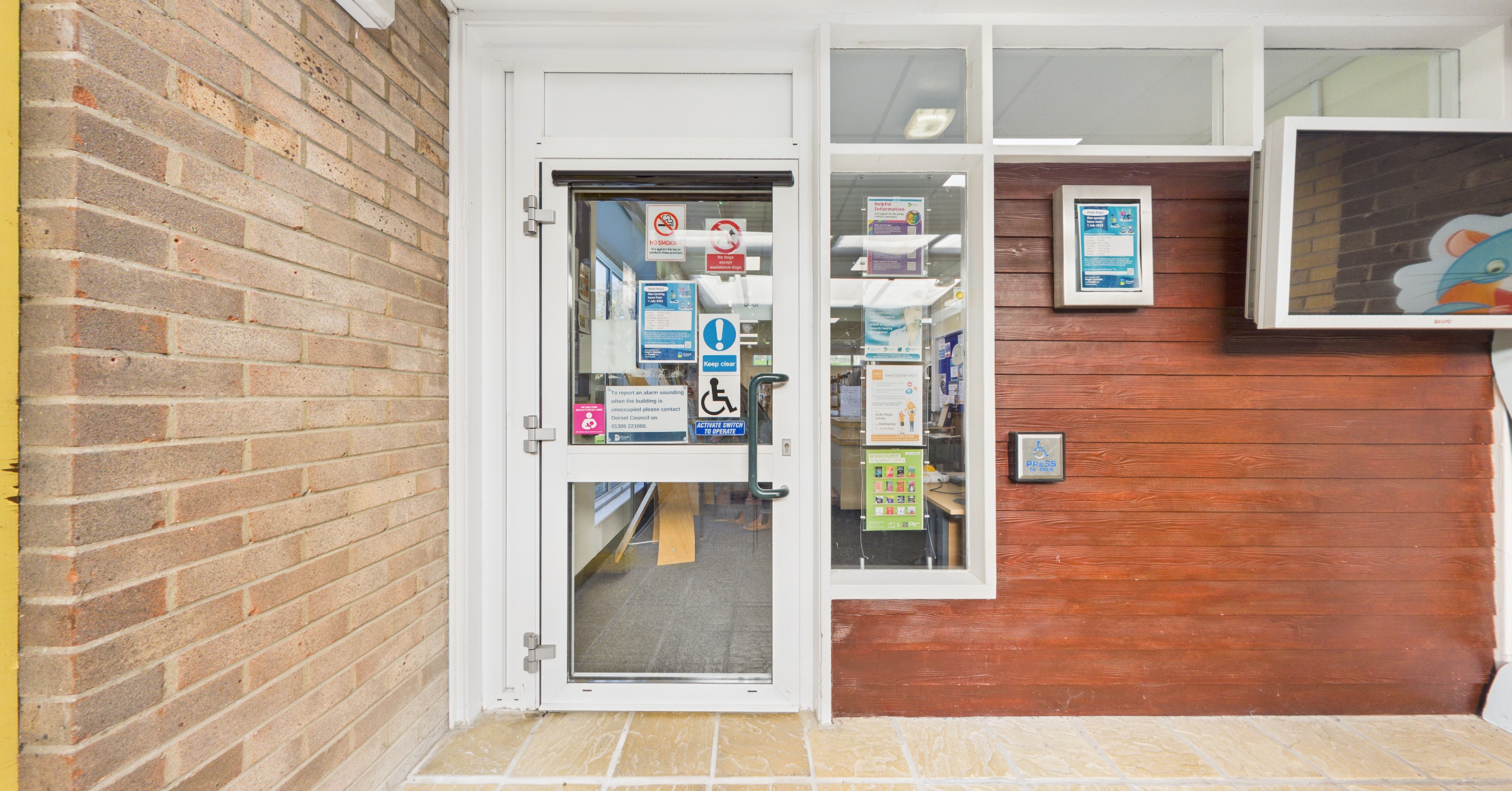 Dorset Libraries - Wyke Regis Library