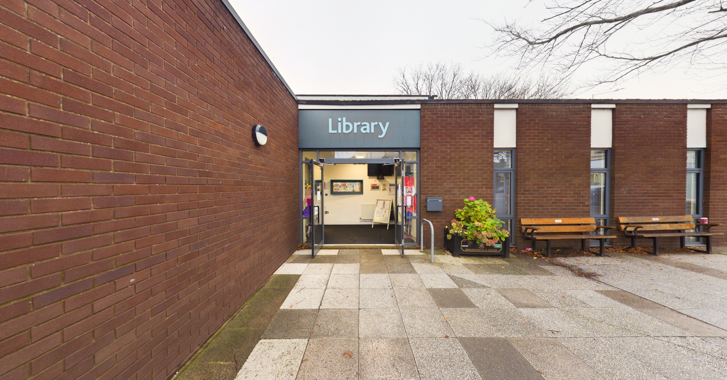 Kent - Broadstairs Library