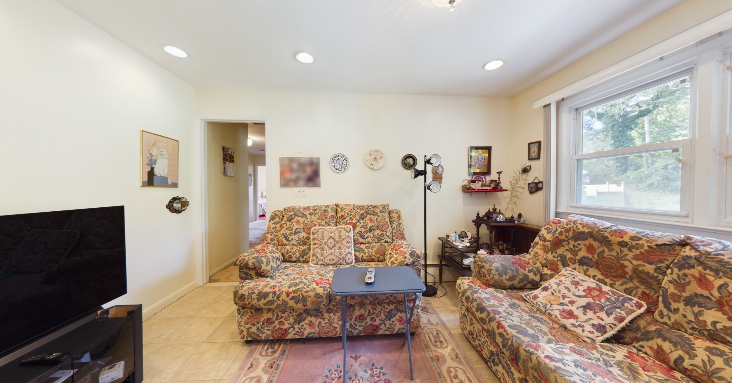 18 Dogwood Rd, Searingtown, NY 11507