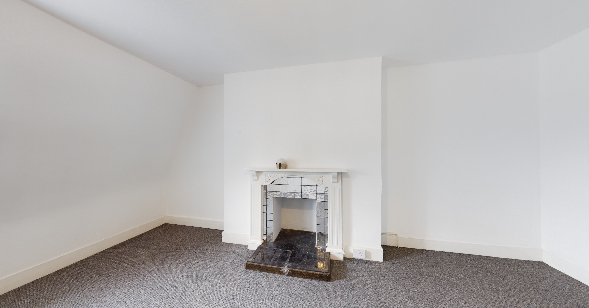 Flat 5, 25 Augusta Gardens