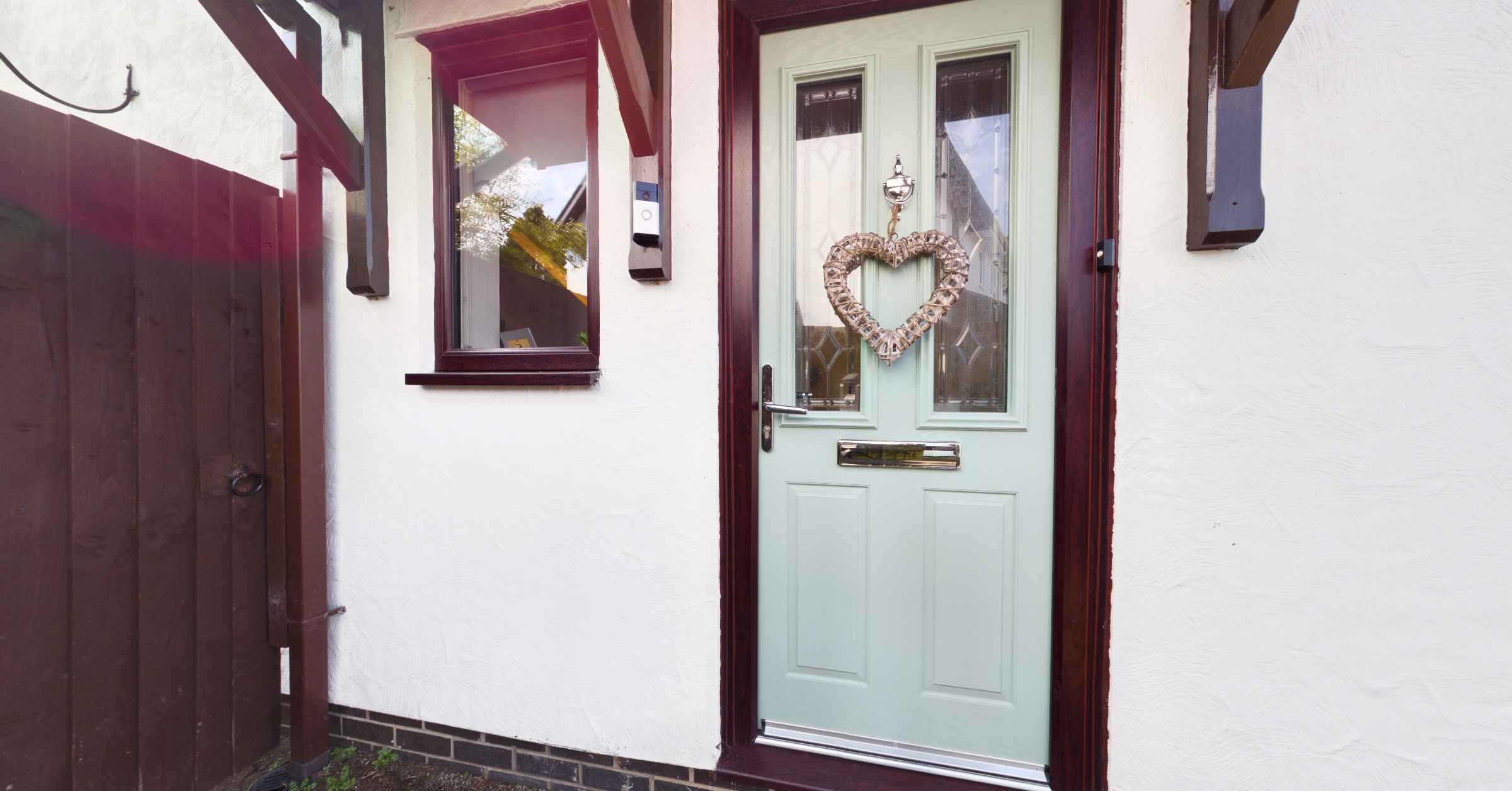 11 cae derwen llanferres