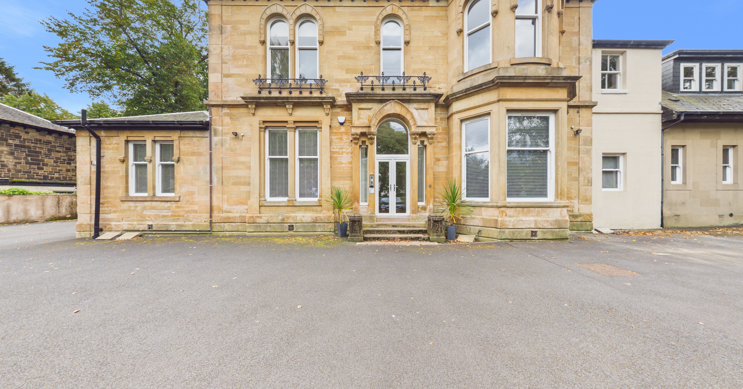 flat 6, 21, High Calside