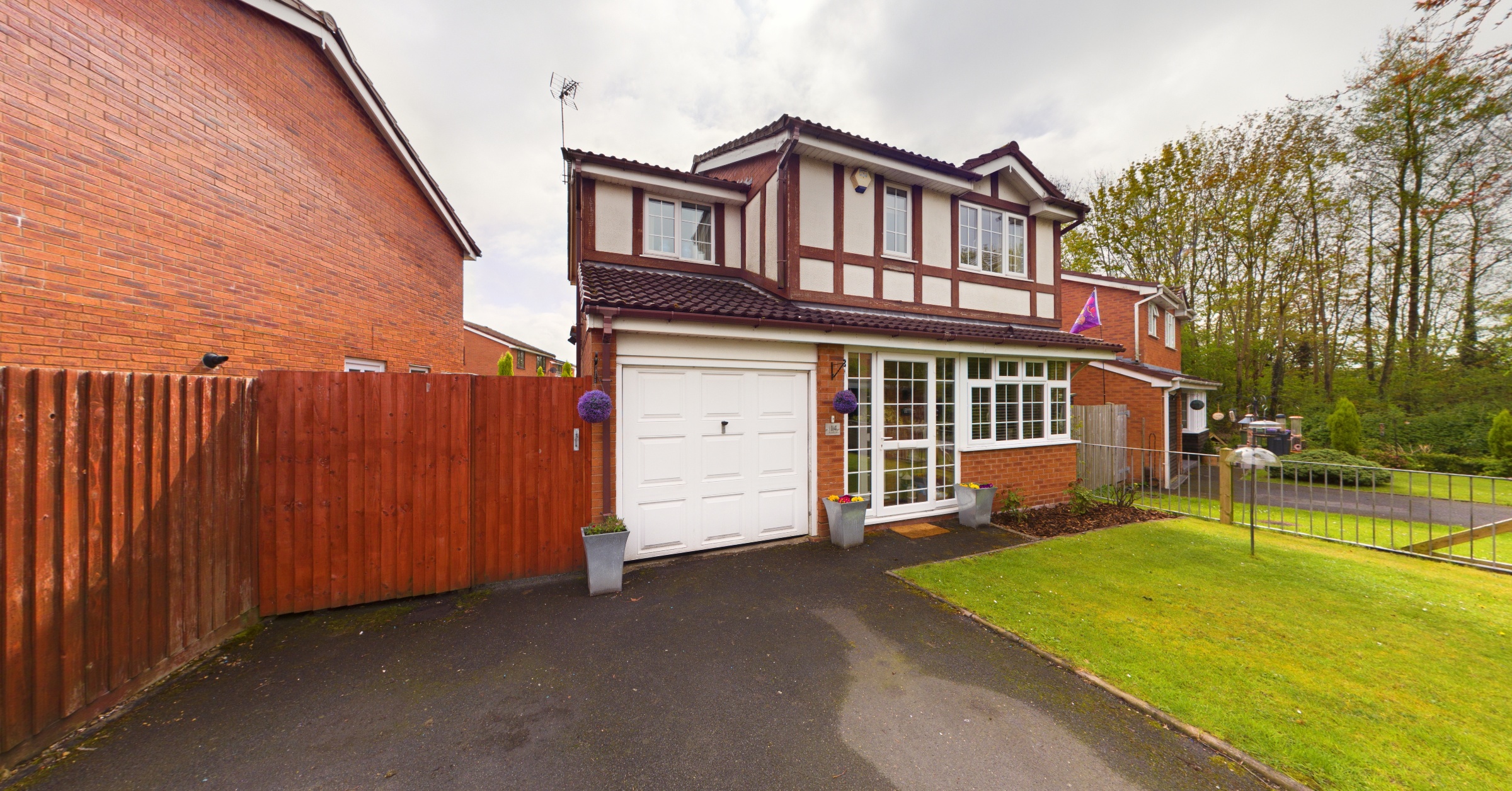 Ravenhill Drive 14, Ketley, Telford