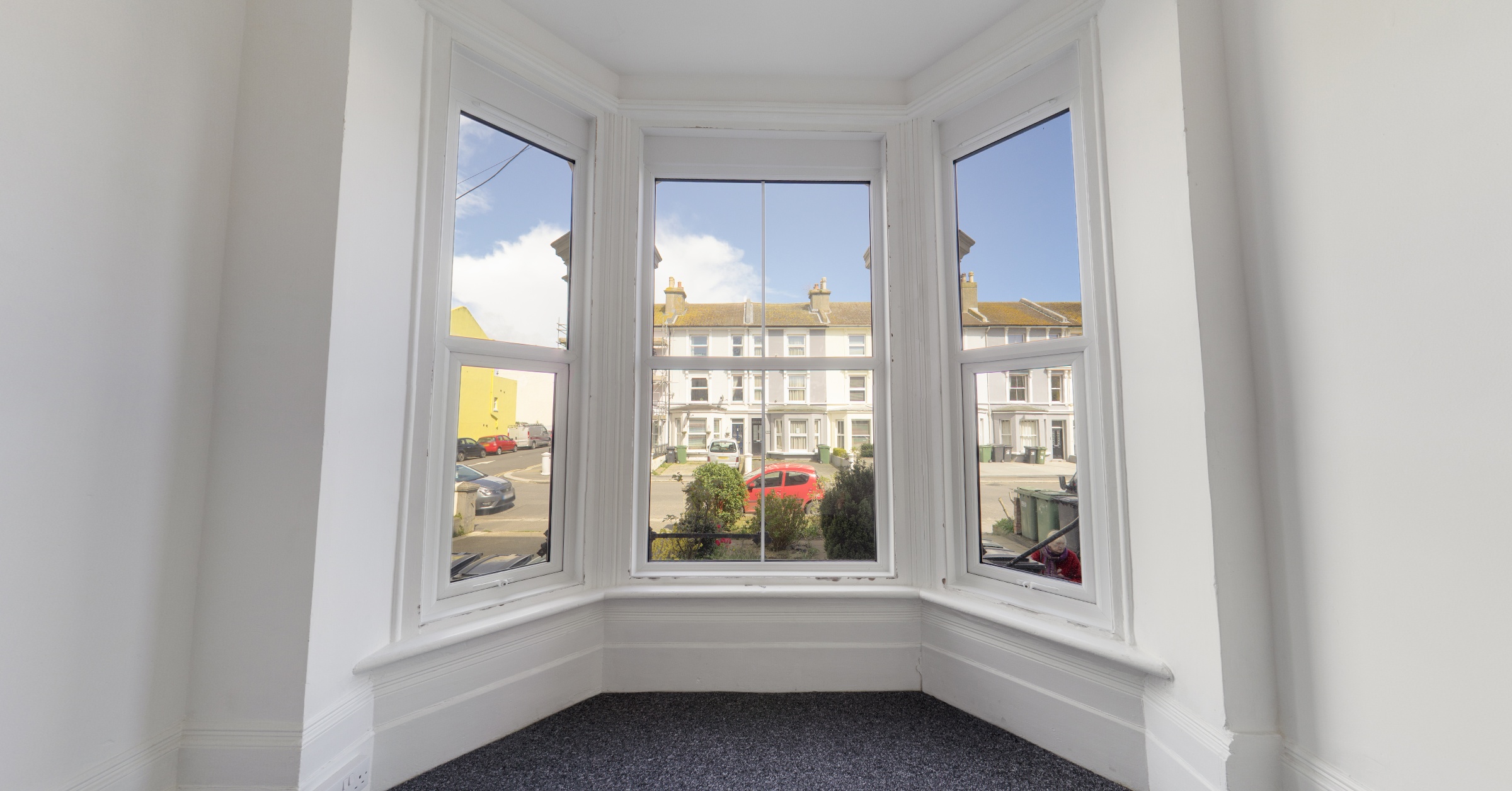 2, 47 Elphinstone Road