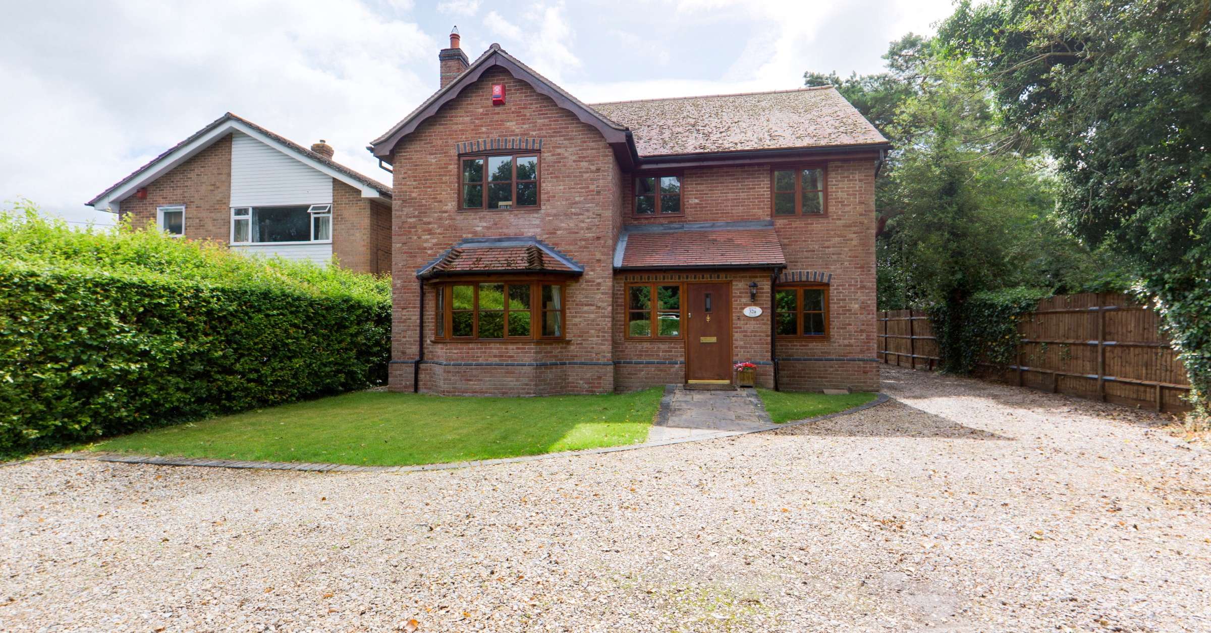 Beech House, Heath End Road