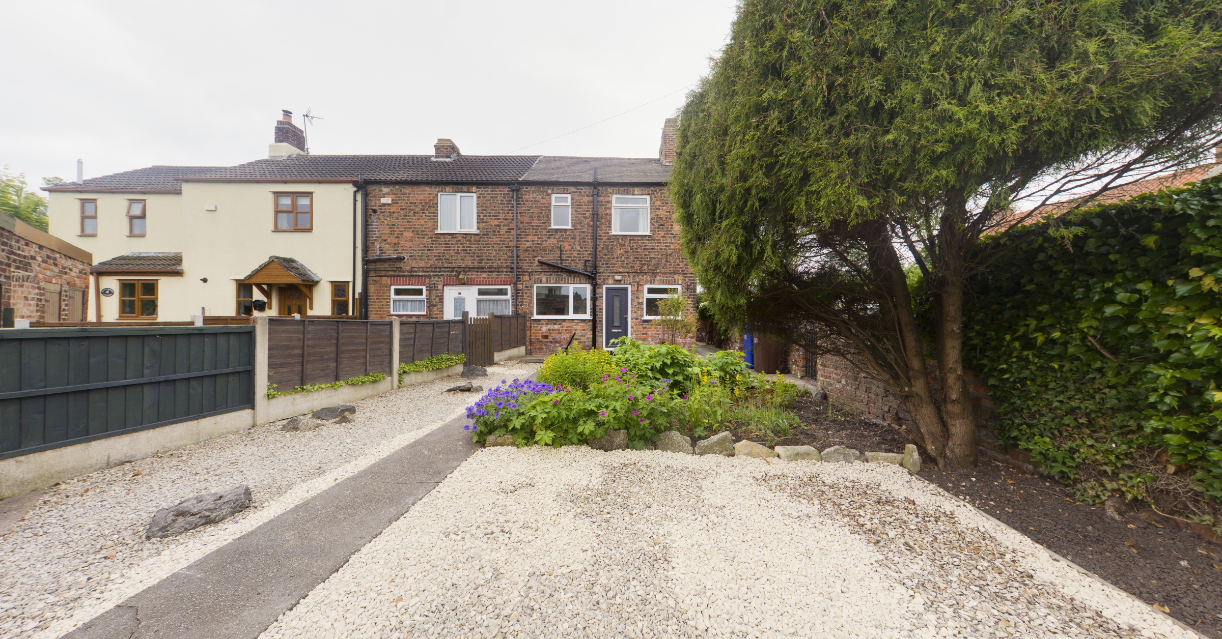 1 Crossroad Cottages, Main Road, Burn, Selby, YO8 8LH