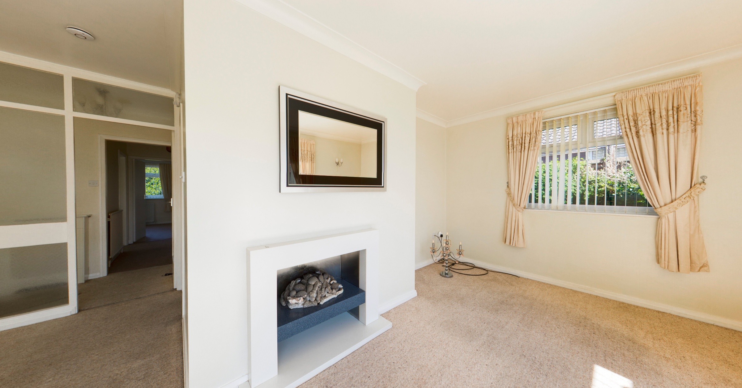 14 Remple Avenue, Hatfield Woodhouse