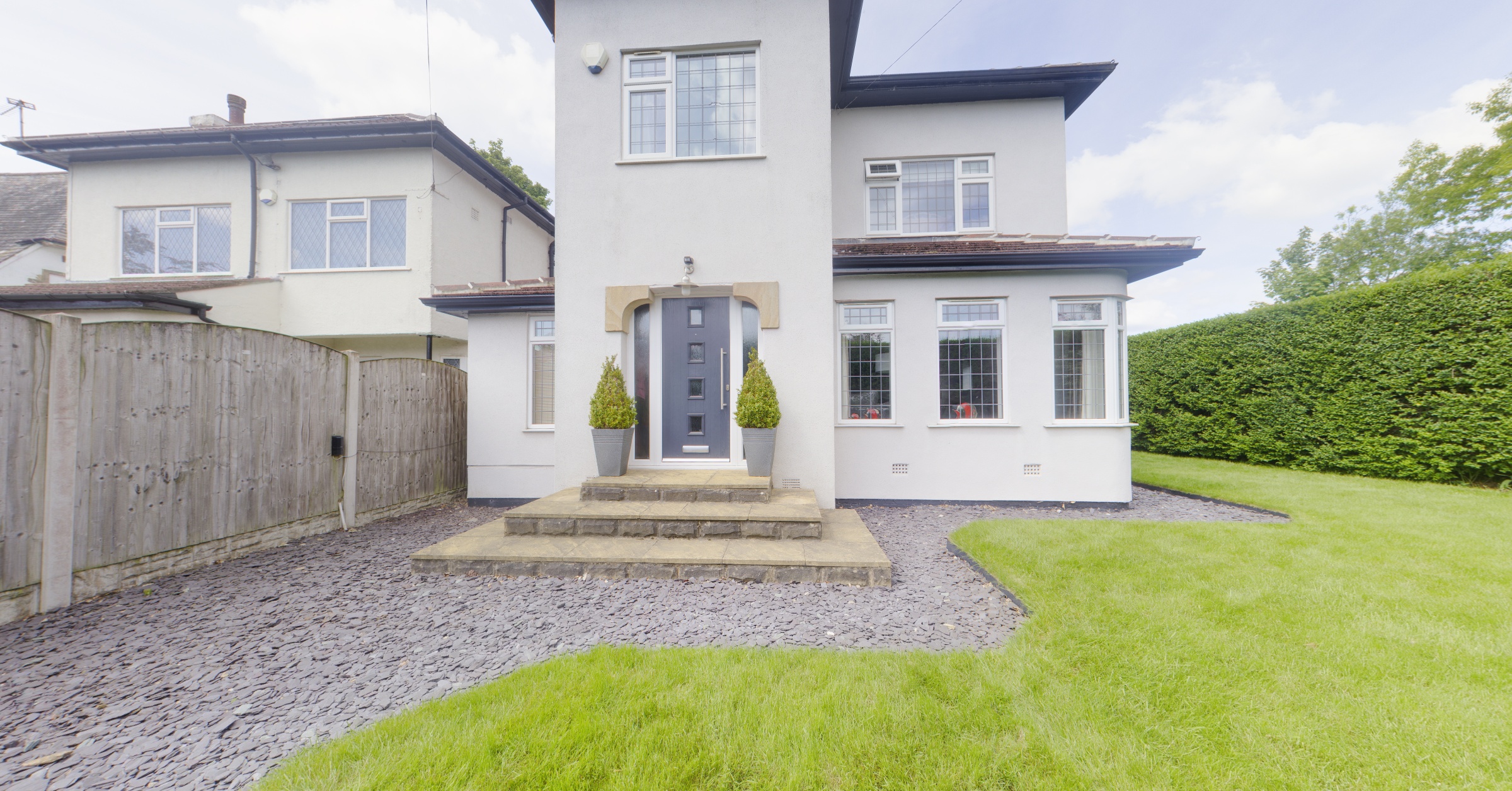 2 Falkland Mount, Leeds, LS17 6JG