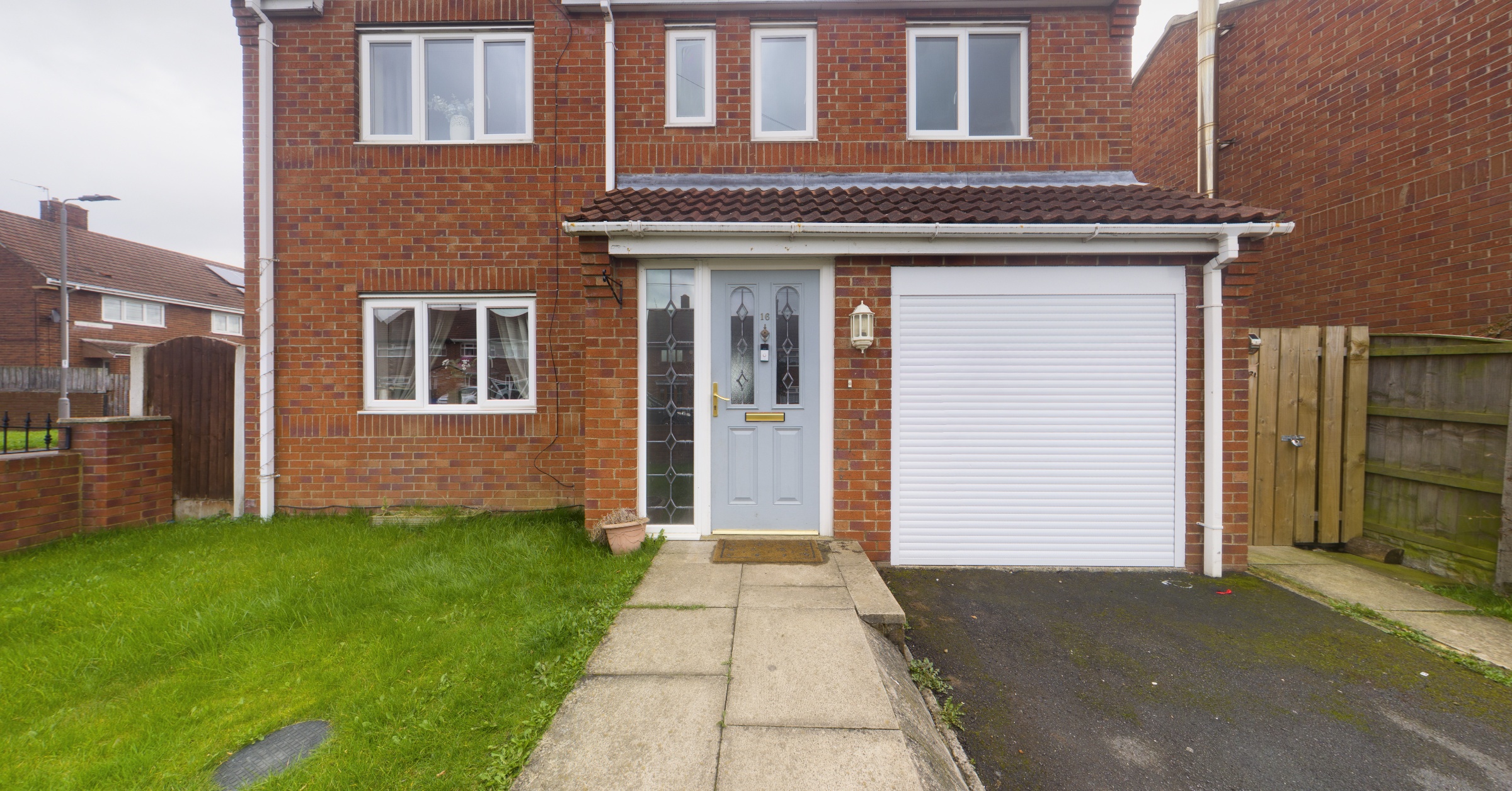 16 Sunny Avenue, Upton, Pontefract, WF9 1DJ
