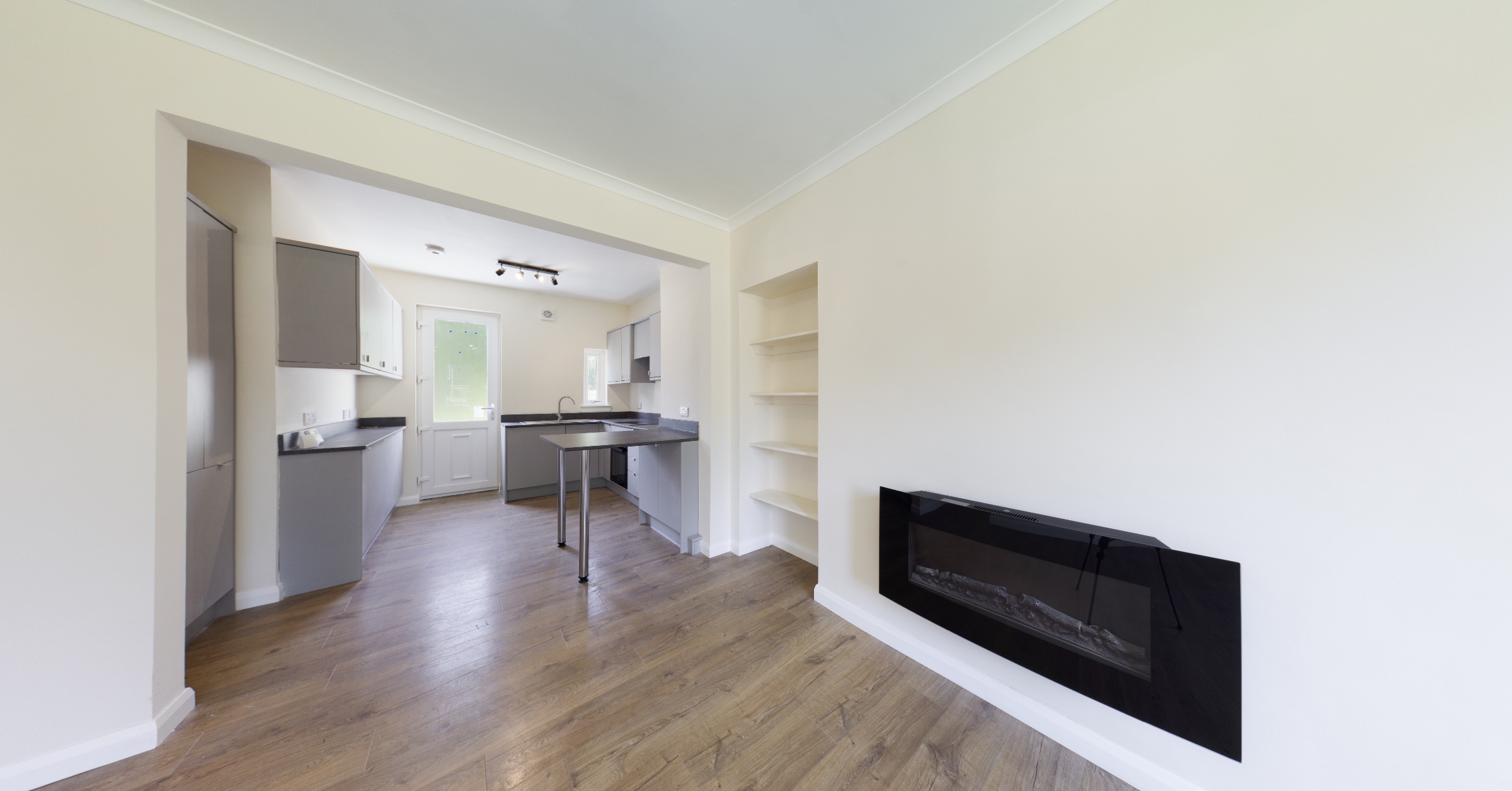 11 West Mains Road, G74 1NQ