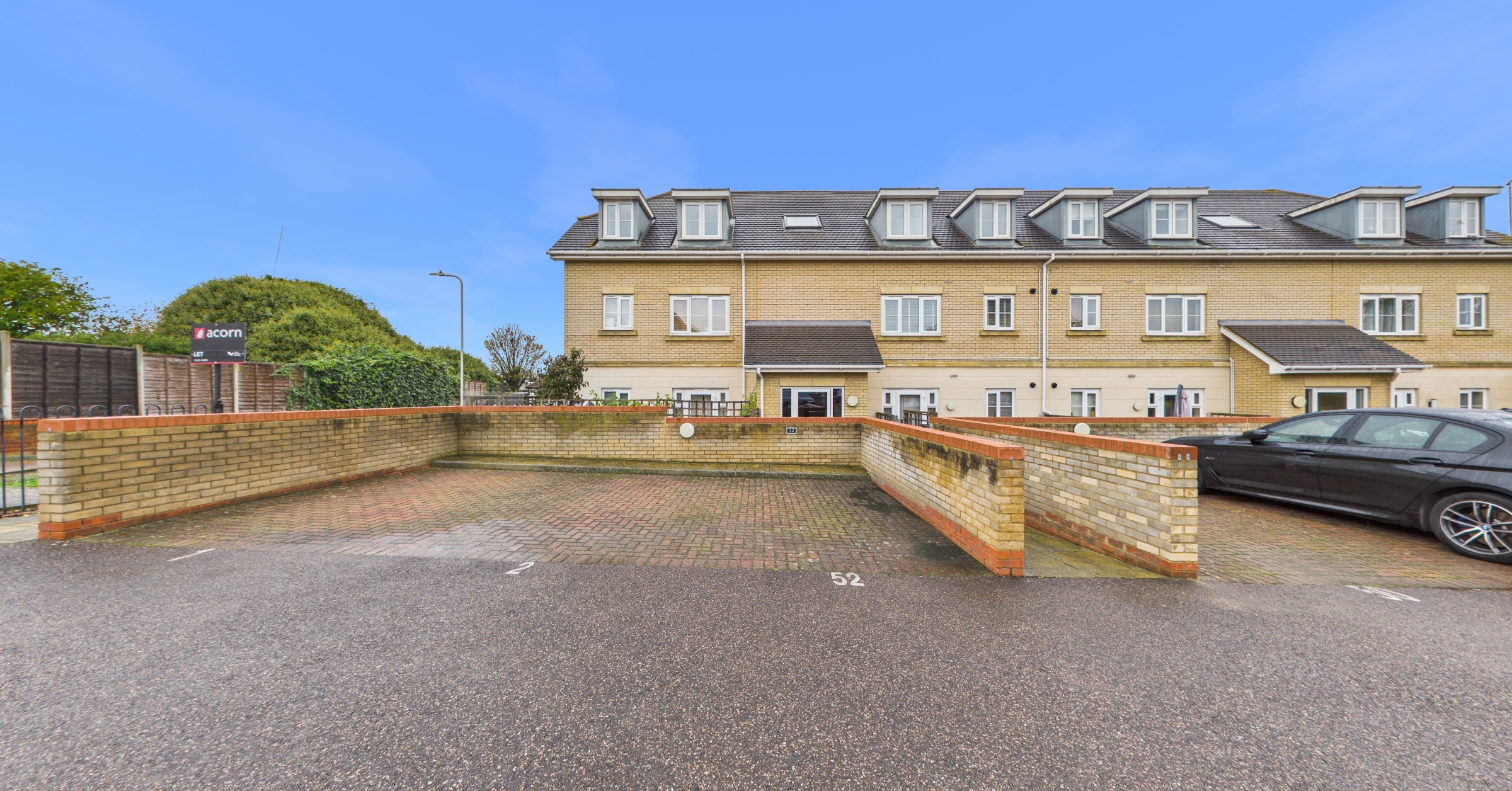 Renton Court