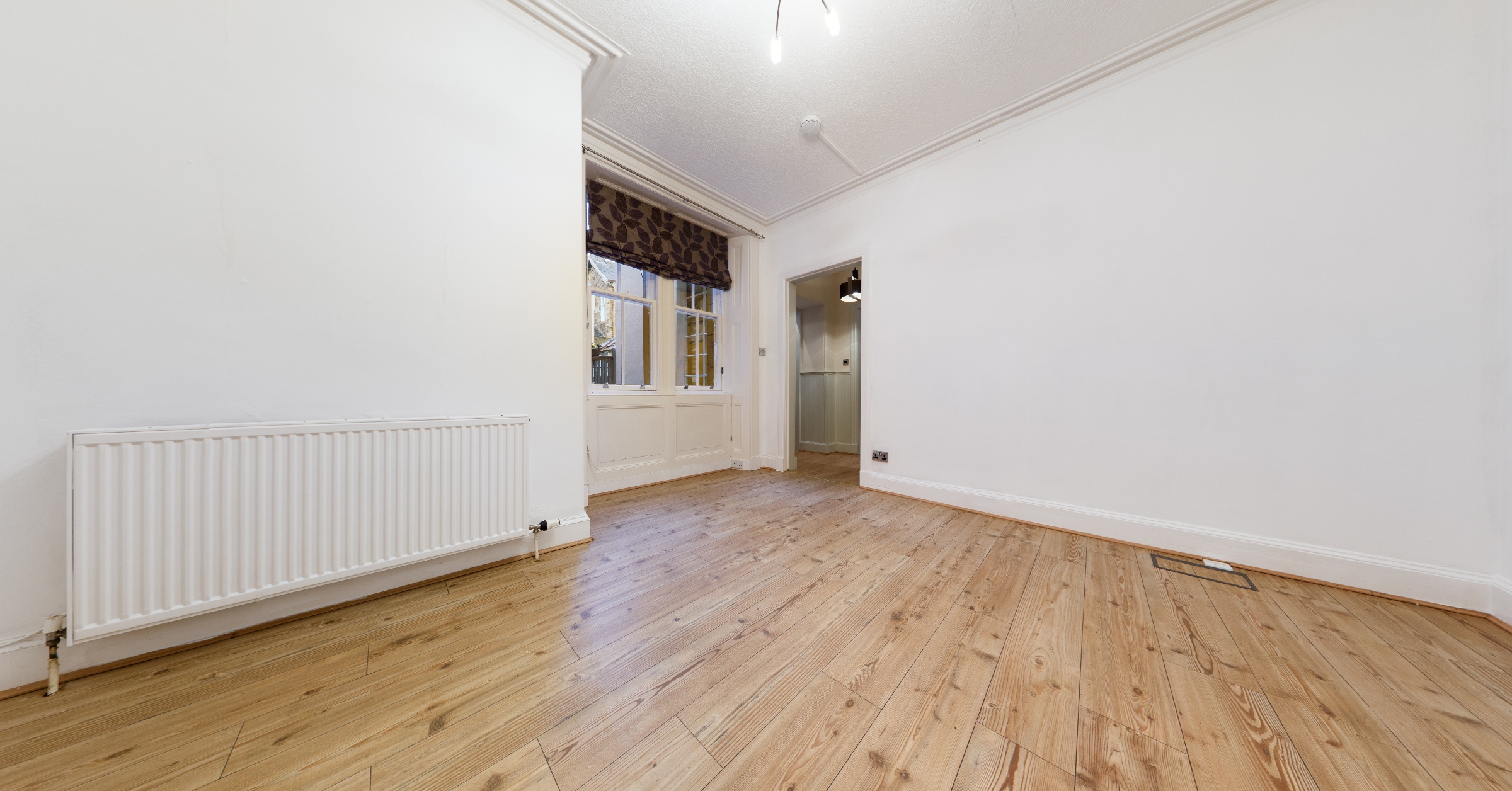 27C Hope Street, Lanark