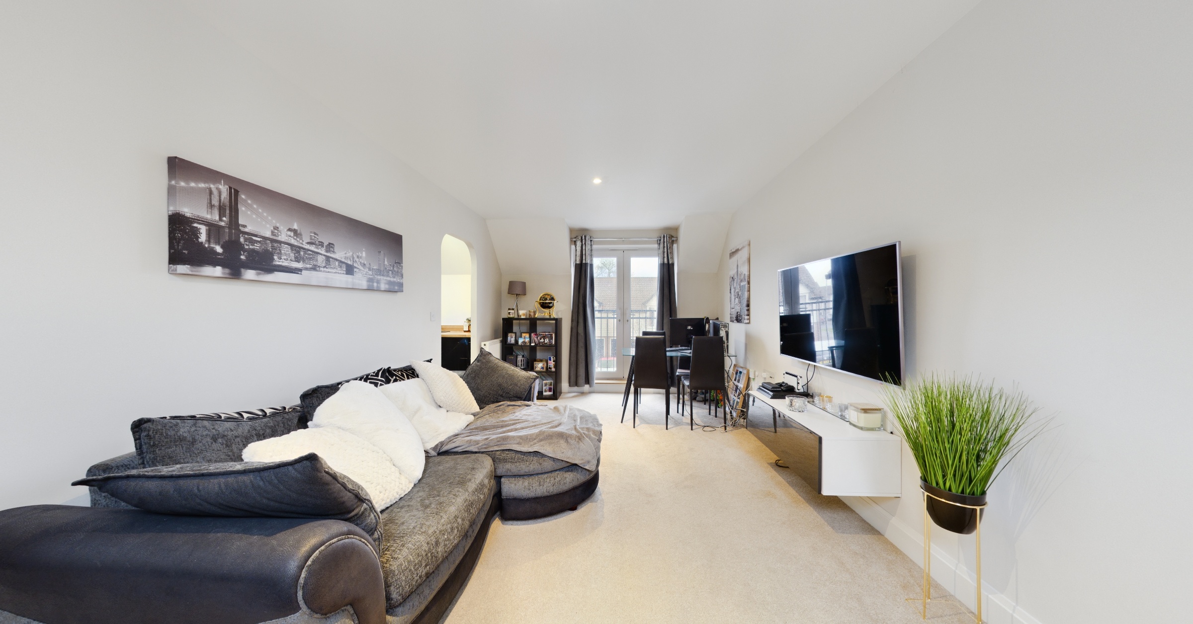 Taylors Square, Poringland, NR14 7GS