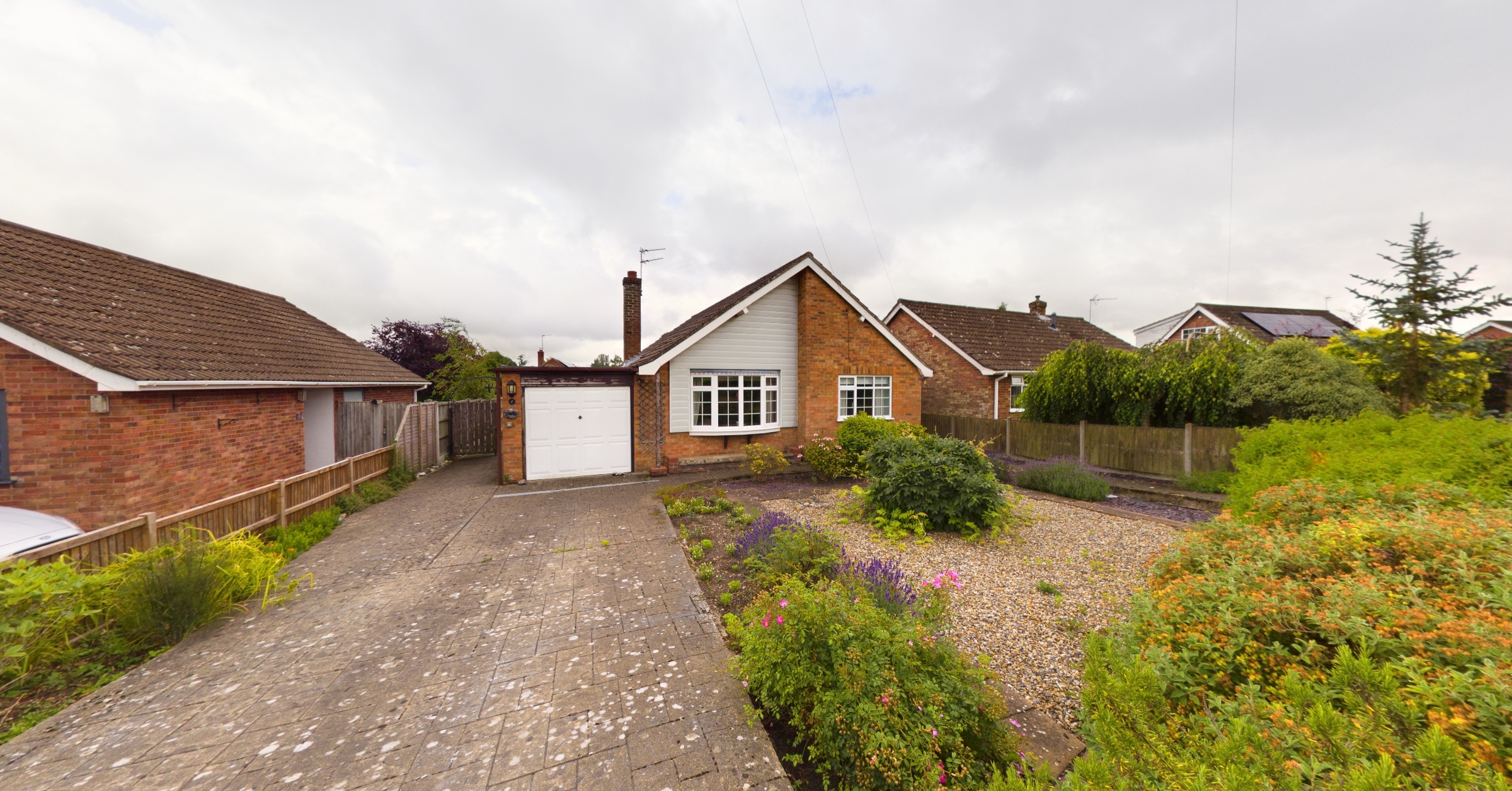 Elizabeth Road, Poringland, NR14 7RH