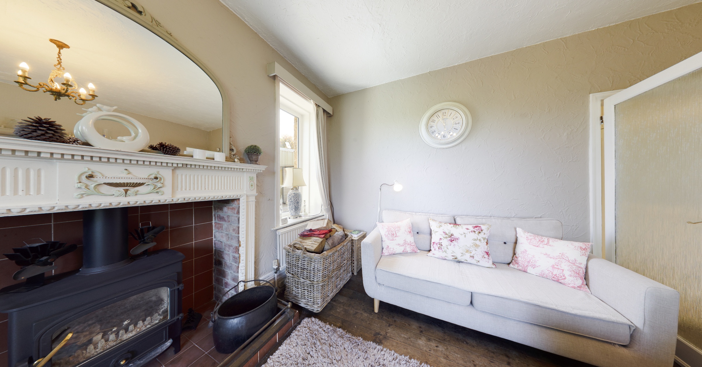 Eccles Road, ChapelenleFrith, SK23 9RP