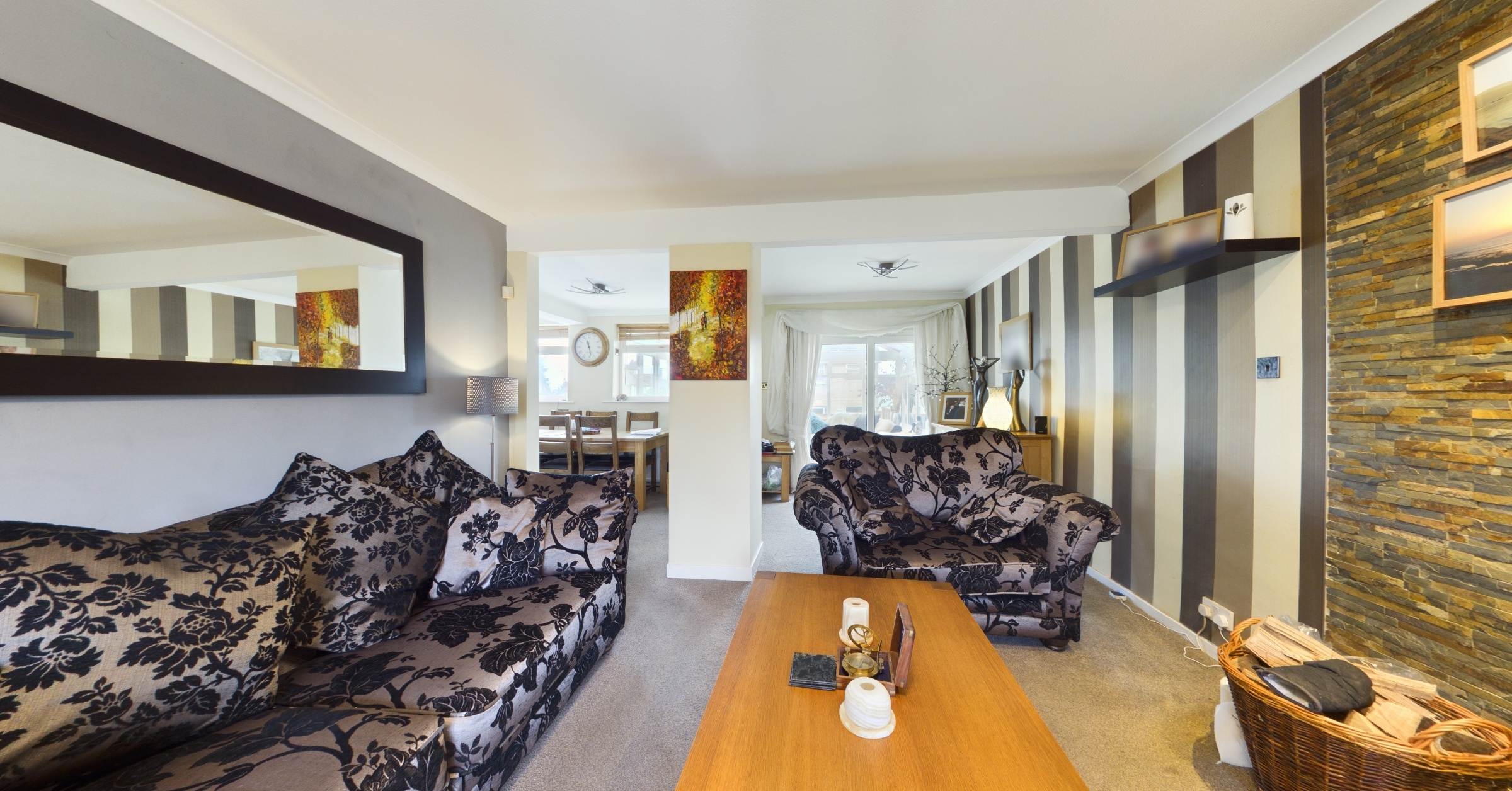 11 Elm Close, Mottram