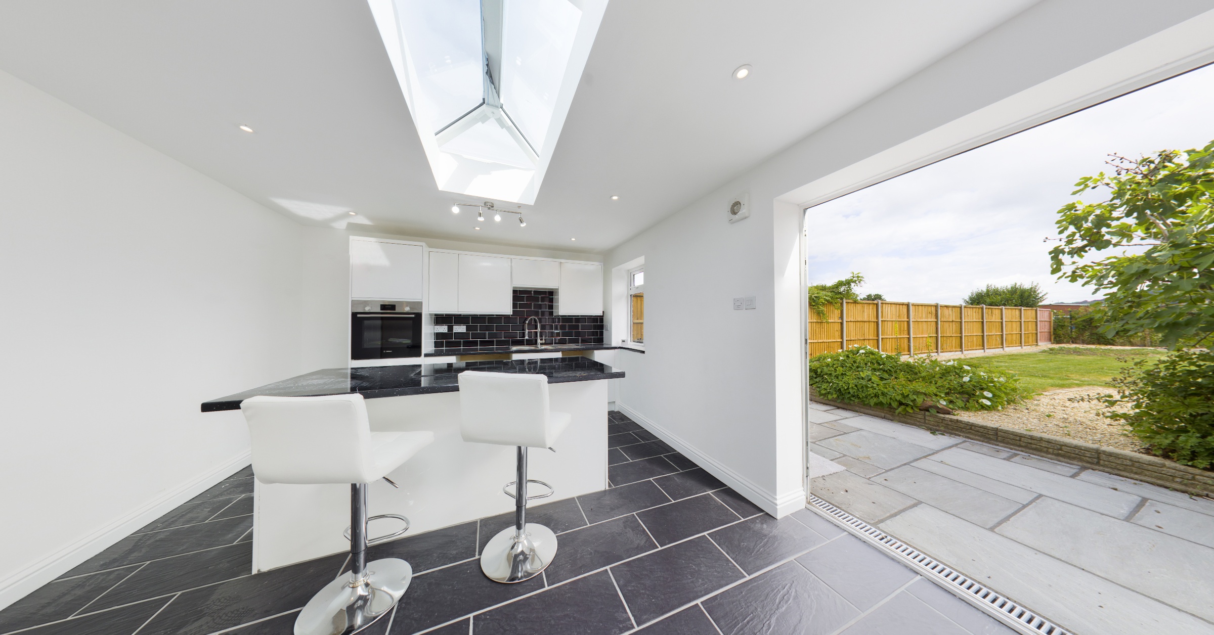 34 Hillview Drive, Hucclecote